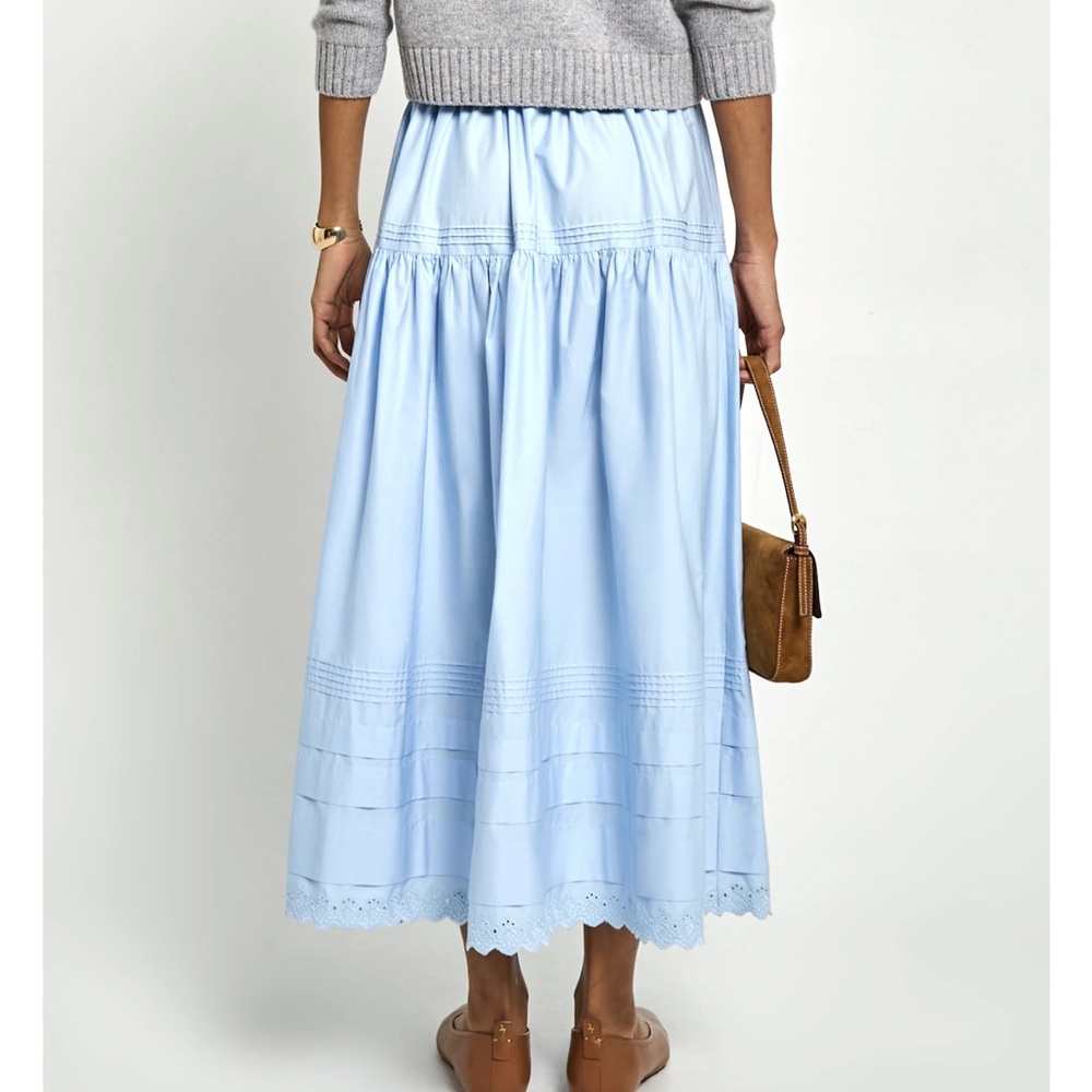 Elegant Blue Women's Skirt - Picture 3 of 8